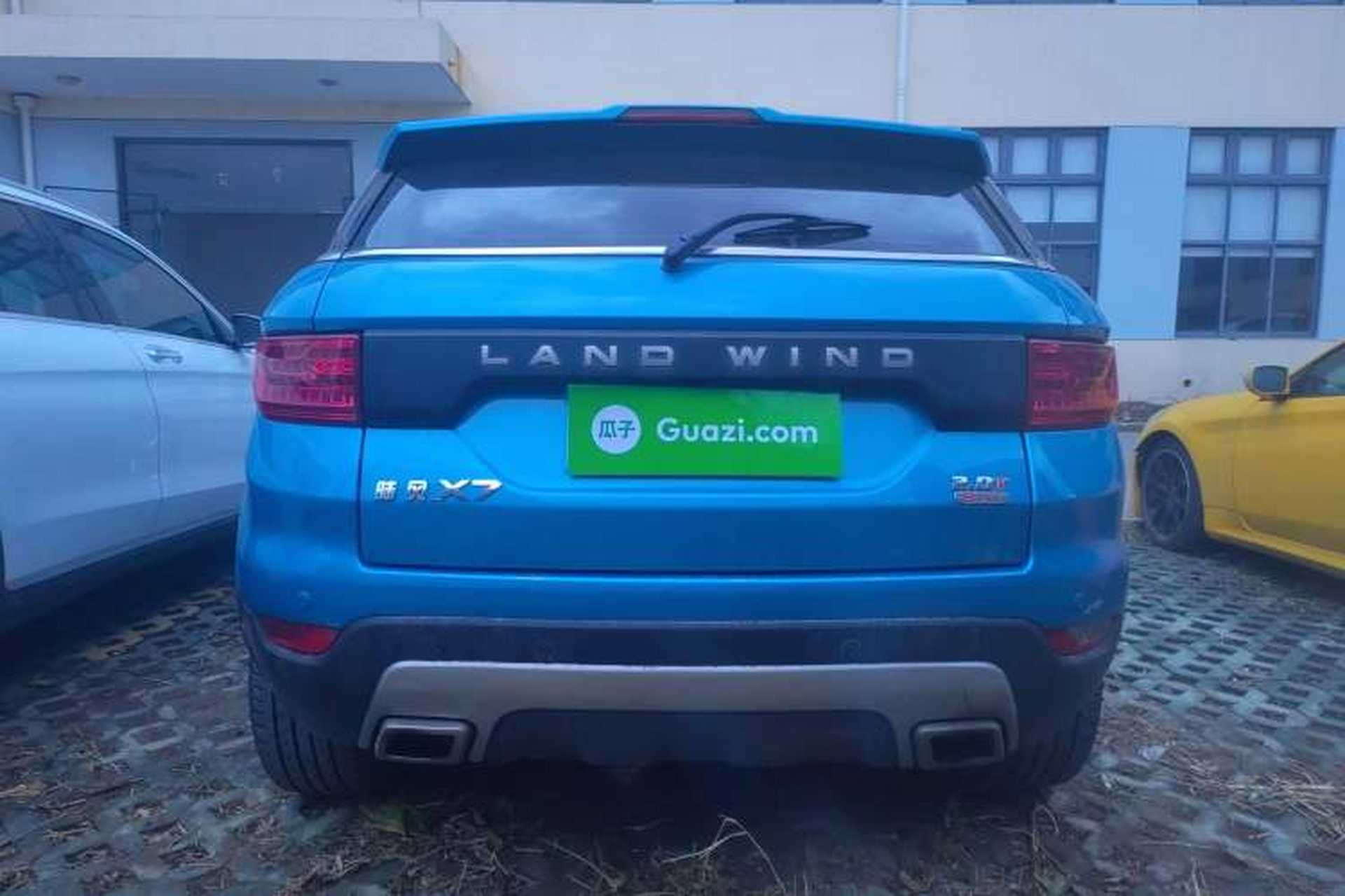 Used Land X7 2015 2.0T Panoramic Flagship Edition Exterior 4