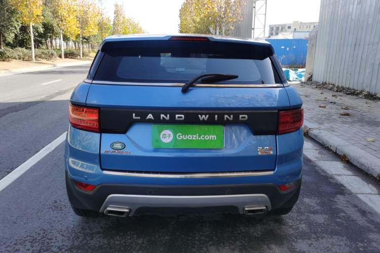 Used Land X7 2015 2.0T Panoramic Prestige Edition Exterior 4
