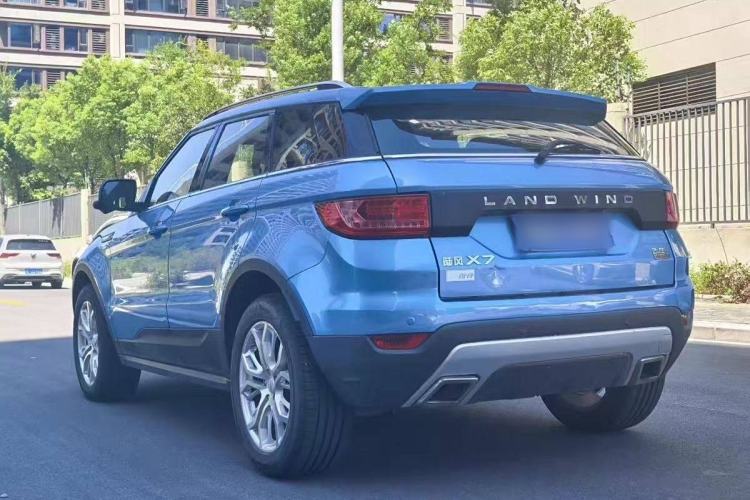 Used Land X7 2015 2.0T Panoramic Prestige Edition Exterior 5