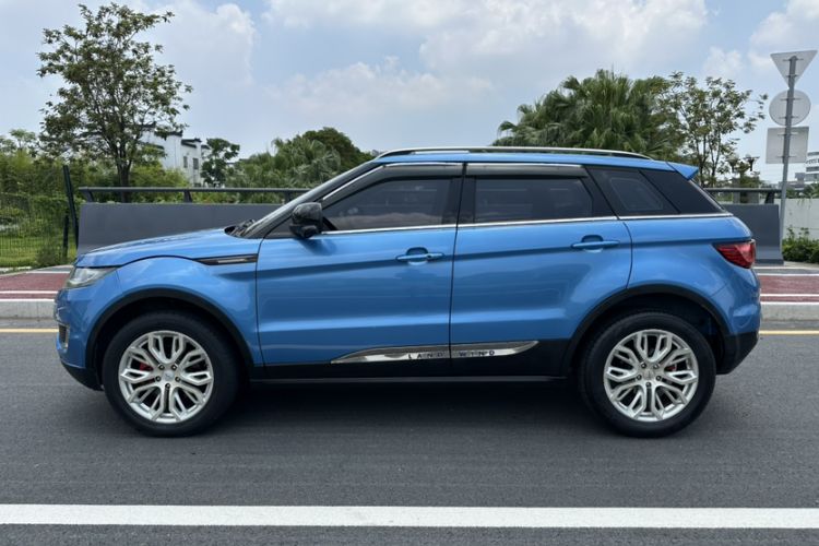 Used Land X7 2015 2.0T Panoramic Prestige Edition Exterior 6