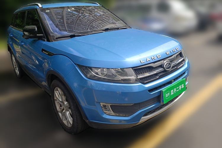 Used Land X7 2015 2.0T Panoramic Flagship Edition Front Right 45 Deg