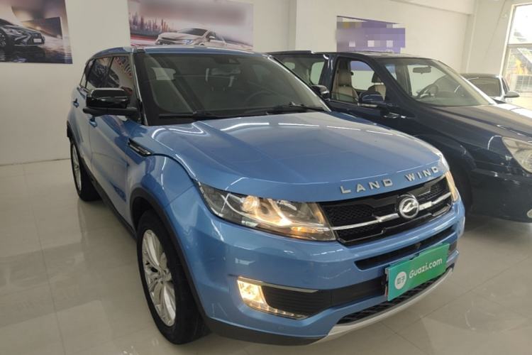 Used Land X7 2015 2.0T Panoramic Prestige Edition Front Right 45 Deg