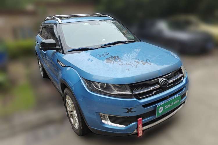 Used Land X7 2015 2.0T Panoramic Prestige Edition Front Right 45 Deg