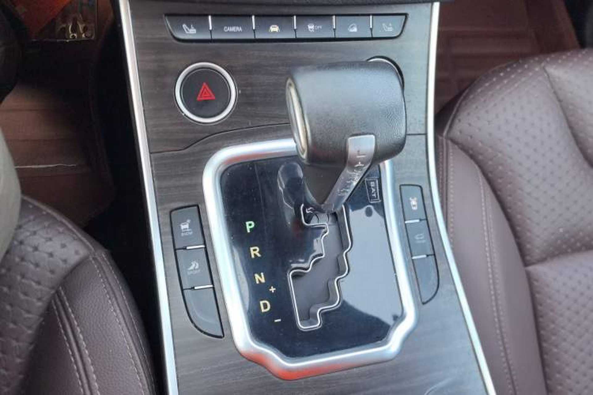 Used Land X7 2015 2.0T Panoramic Flagship Edition Gear Lever