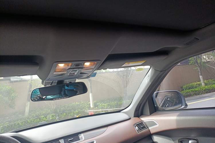 Used Land X7 2015 2.0T Panoramic Flagship Edition Headliner