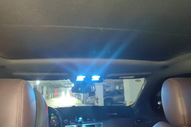 Used Land X7 2015 2.0T Panoramic Flagship Edition Headliner