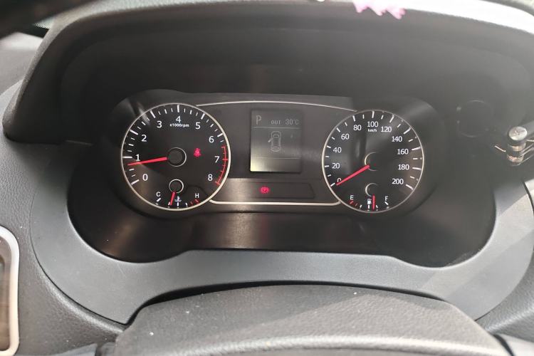 Used Land X7 2015 2.0T Panoramic Prestige Edition Instrument Cluster