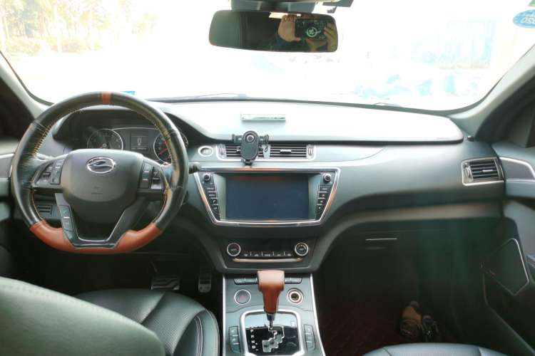 Used Land X7 2015 2.0T Panoramic Prestige Edition Interior 3