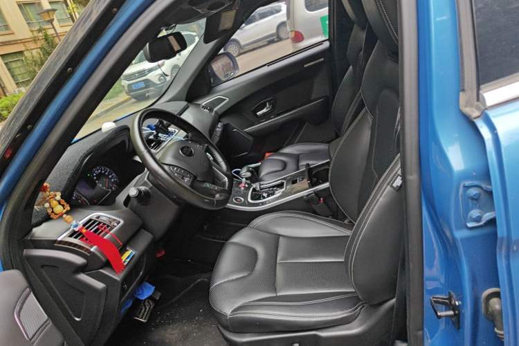 Used Land X7 2015 2.0T Panoramic Prestige Edition Left Front Seat
