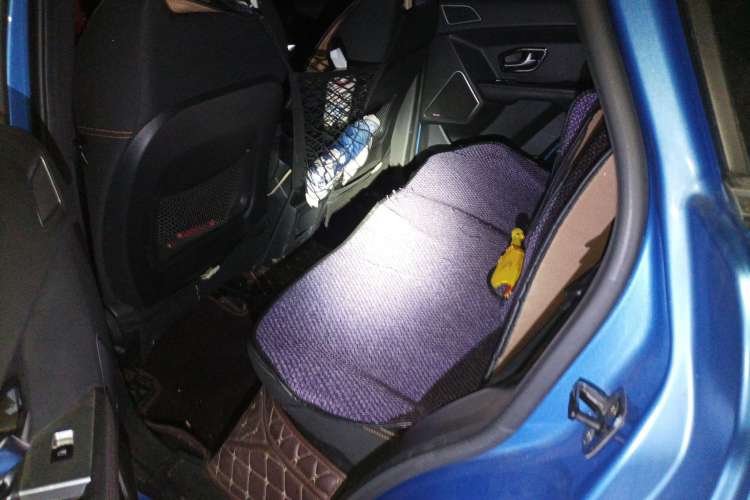 Used Land X7 2015 2.0T Panoramic Luxury Edition Left Rear Seat