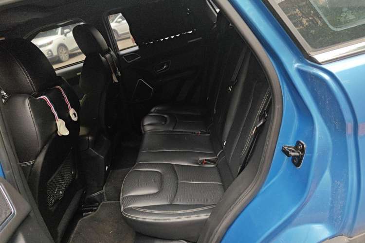 Used Land X7 2015 2.0T Panoramic Prestige Edition Left Rear Seat