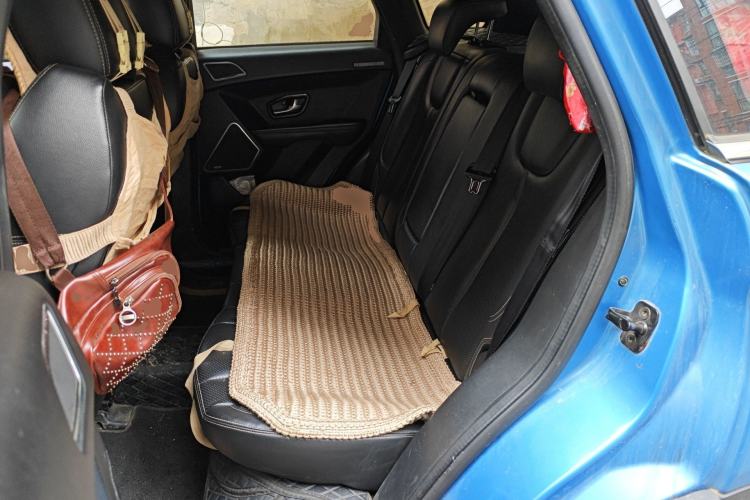 Used Land X7 2015 2.0T Panoramic Prestige Edition Left Rear Seat