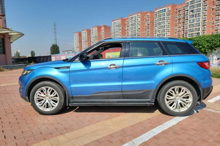 Used Land X7 2015 2.0T Panoramic Flagship Edition Left Side