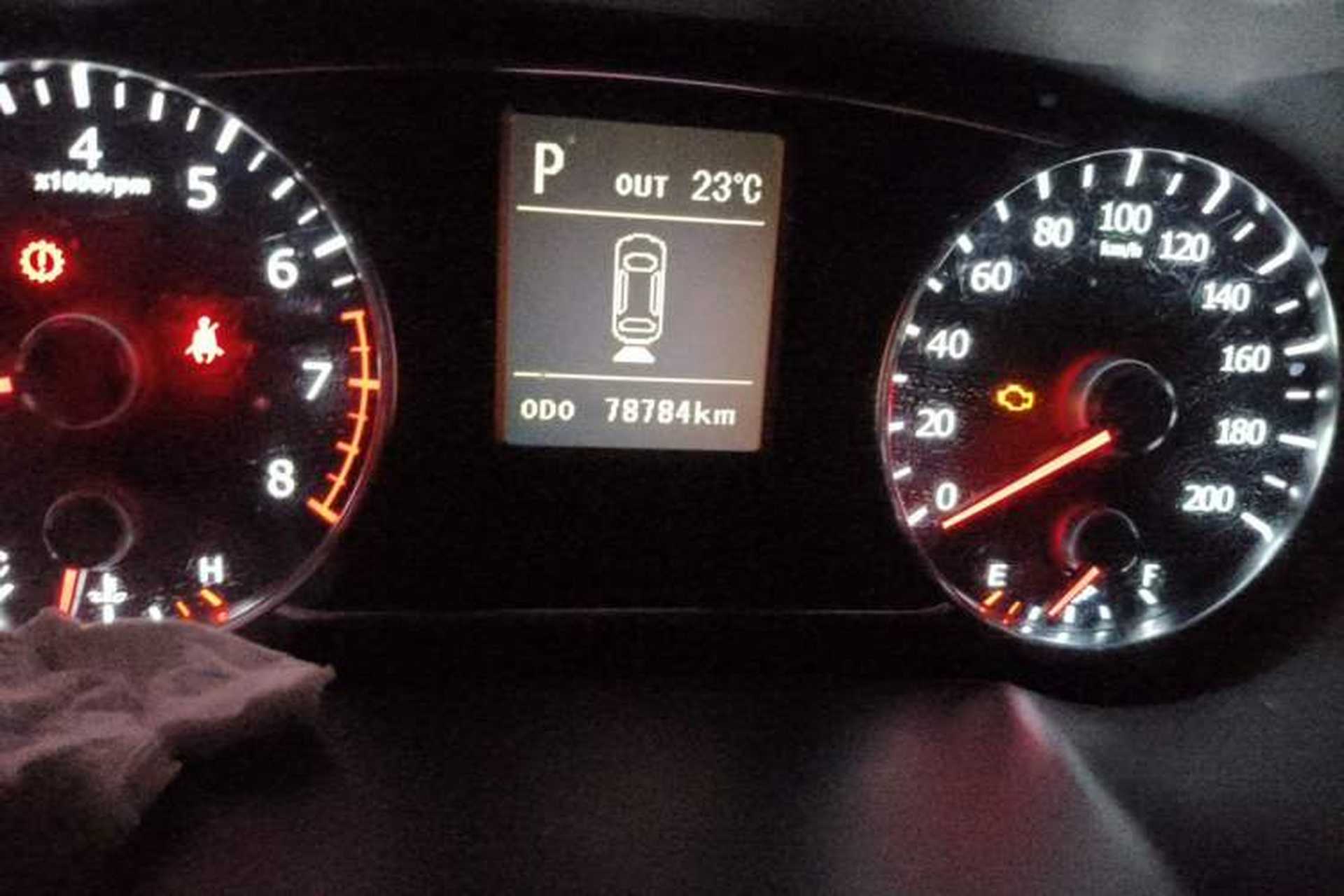 Used Land X7 2015 2.0T Panoramic Flagship Edition Odometer Close Up