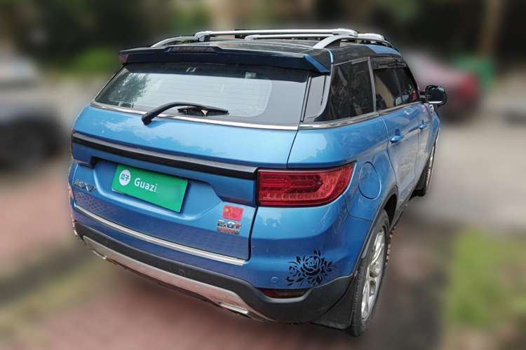 Used Land X7 2015 2.0T Panoramic Prestige Edition Rear Right 45 Deg