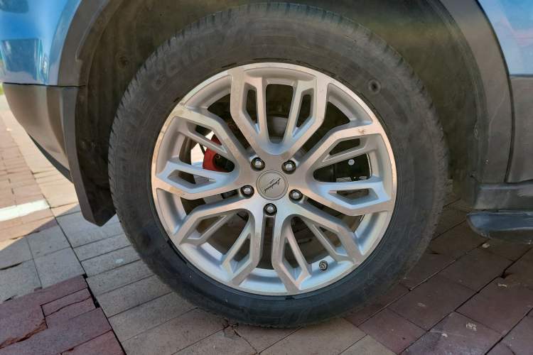 Used Land X7 2015 2.0T Panoramic Flagship Edition Right Rear Wheel Hub
