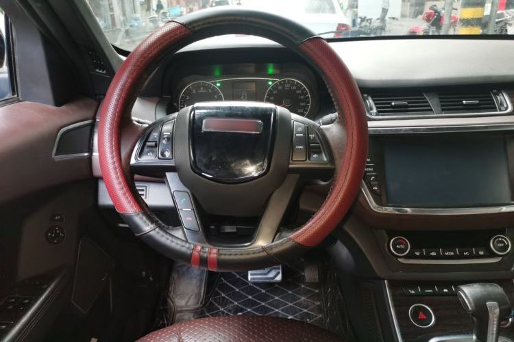 Used Land X7 2015 2.0T Panoramic Prestige Edition Steering Wheel