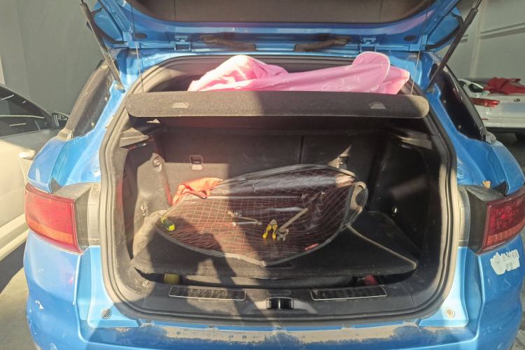 Used Land X7 2015 2.0T Panoramic Prestige Edition Trunk