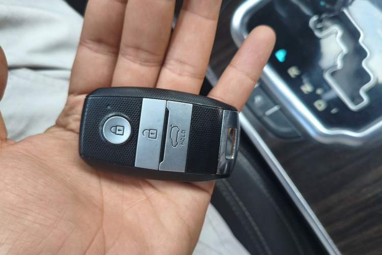 Used Land X7 2015 2.0T Panoramic Flagship Edition Vehicle Key