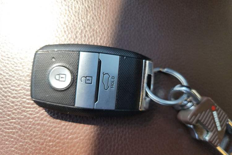 Used Land X7 2015 2.0T Panoramic Flagship Edition Vehicle Key