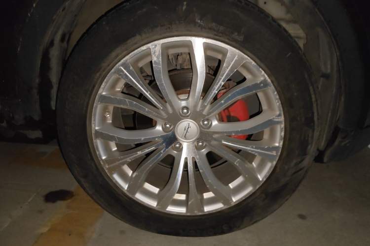 Used Land X7 2015 2.0T Panoramic Flagship Edition Right Front Wheel Hub