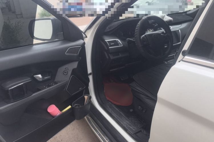 Used Land X7 2015 2.0T Panoramic Prestige Edition Driver Seat
