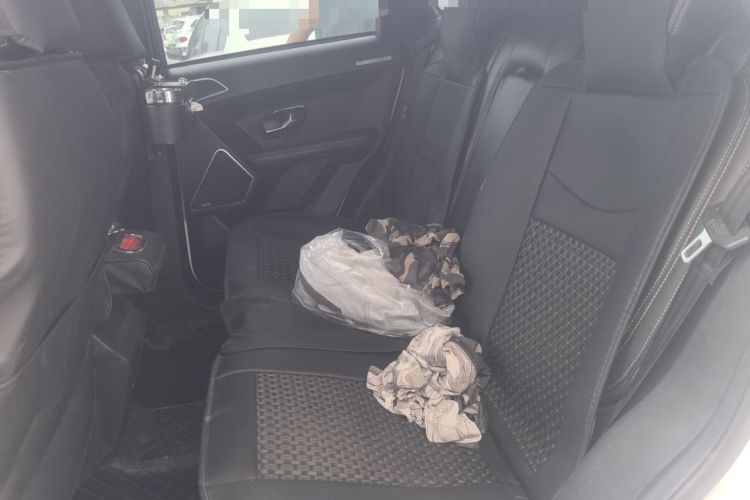 Used Land X7 2015 2.0T Panoramic Prestige Edition Left Rear Seat