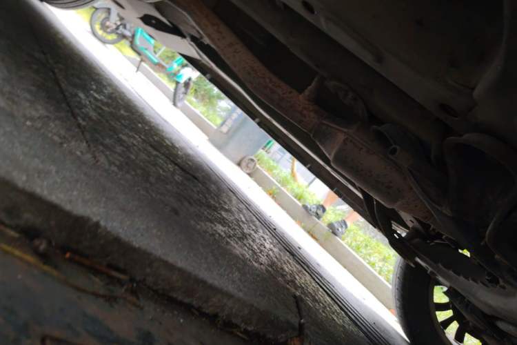 Used Land X7 2015 2.0T Panoramic Prestige Edition Chassis Front Right