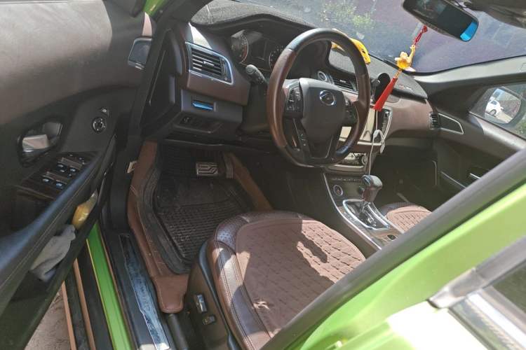 Used Land X7 2015 2.0T Panoramic Prestige Edition Driver Seat