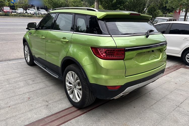 Used Land X7 2015 2.0T Panoramic Flagship Edition Exterior 2