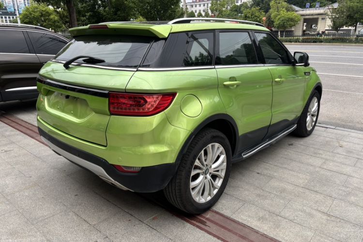 Used Land X7 2015 2.0T Panoramic Flagship Edition Exterior 4
