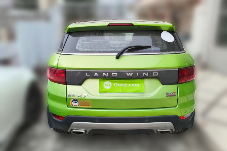 Used Land X7 2015 2.0T Panoramic Prestige Edition Exterior 4