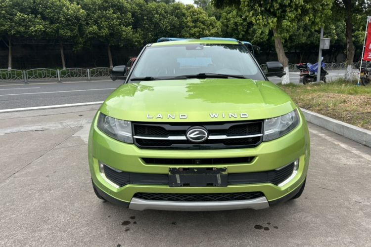 Used Land X7 2015 2.0T Panoramic Prestige Edition Exterior 5