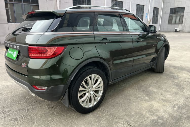 Used Land X7 2015 2.0T Panoramic Prestige Edition Exterior 6