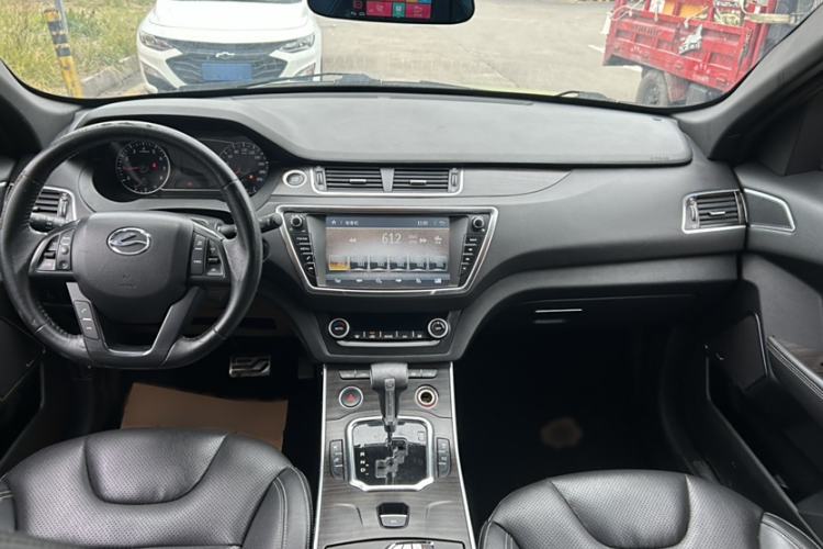 Used Land X7 2015 2.0T Panoramic Prestige Edition Exterior 7