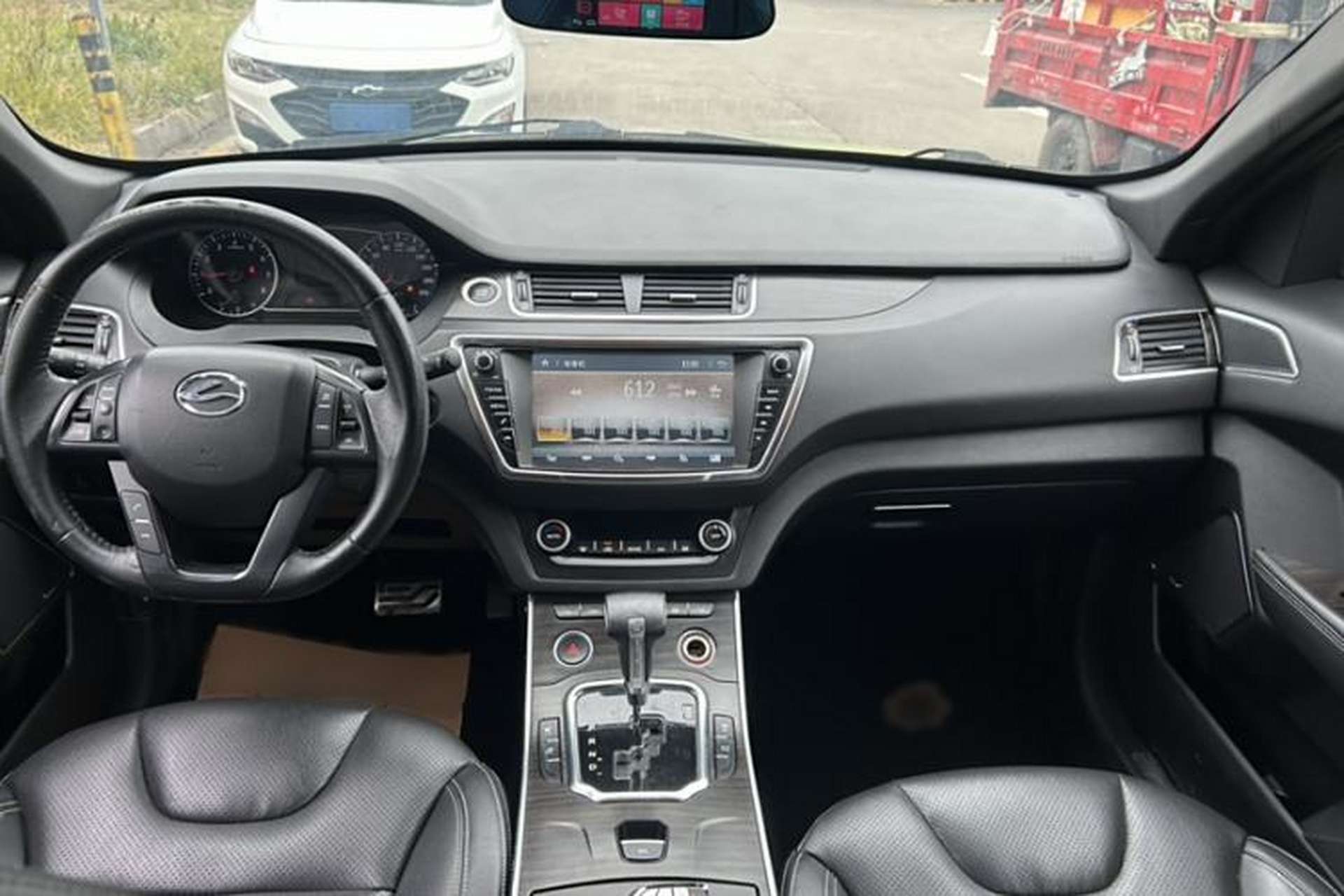 Used Land X7 2015 2.0T Panoramic Prestige Edition Exterior 7