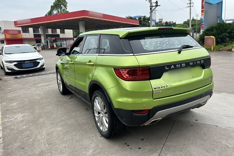 Used Land X7 2015 2.0T Panoramic Prestige Edition Exterior 8