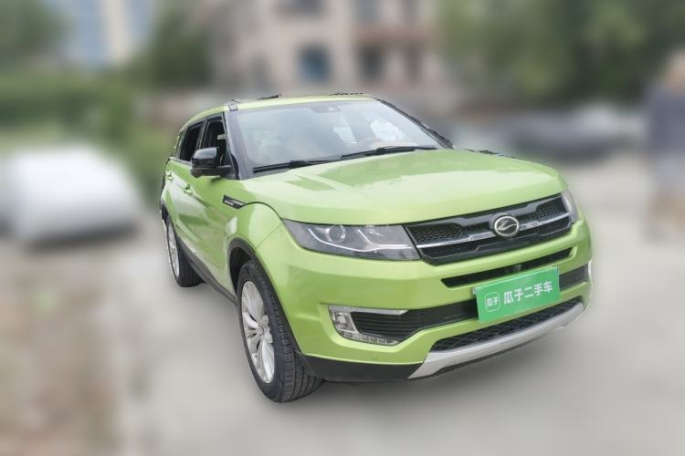 Used Land X7 2015 2.0T Panoramic Luxury Edition Front Right 45 Deg