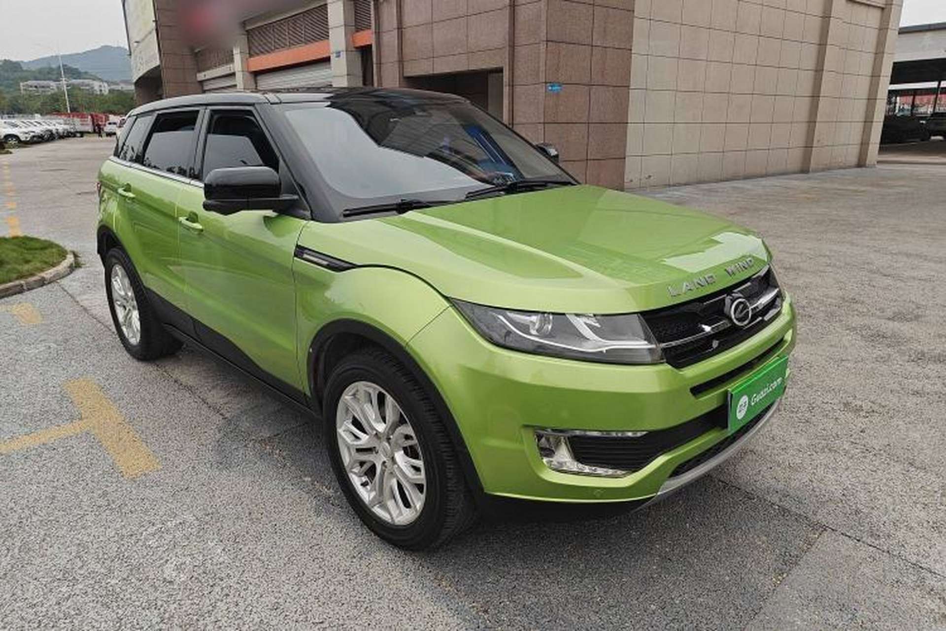 Used Land X7 2015 2.0T Panoramic Prestige Edition Front Right 45 Deg