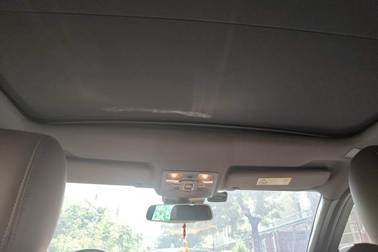 Used Land X7 2015 2.0T Panoramic Prestige Edition Headliner
