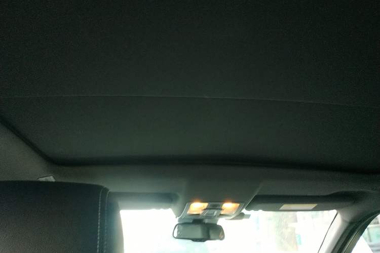 Used Land X7 2015 2.0T Panoramic Flagship Edition Headliner