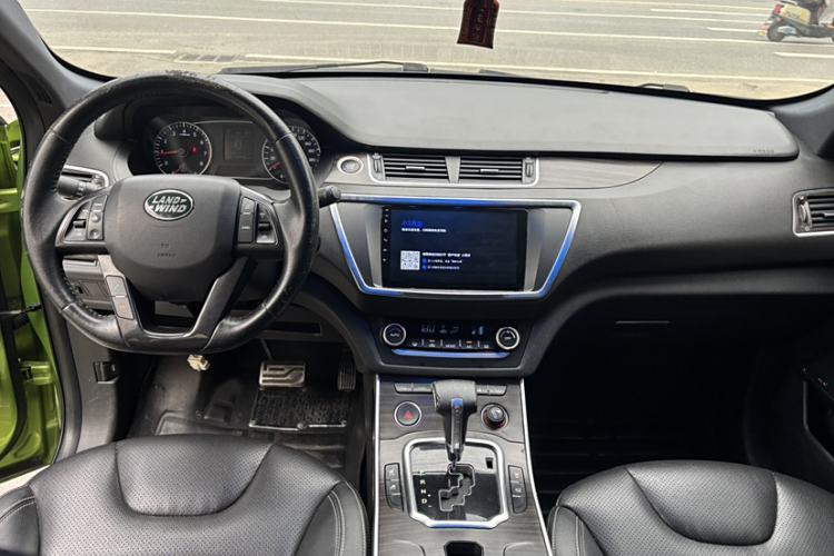 Used Land X7 2015 2.0T Panoramic Flagship Edition Interior 1