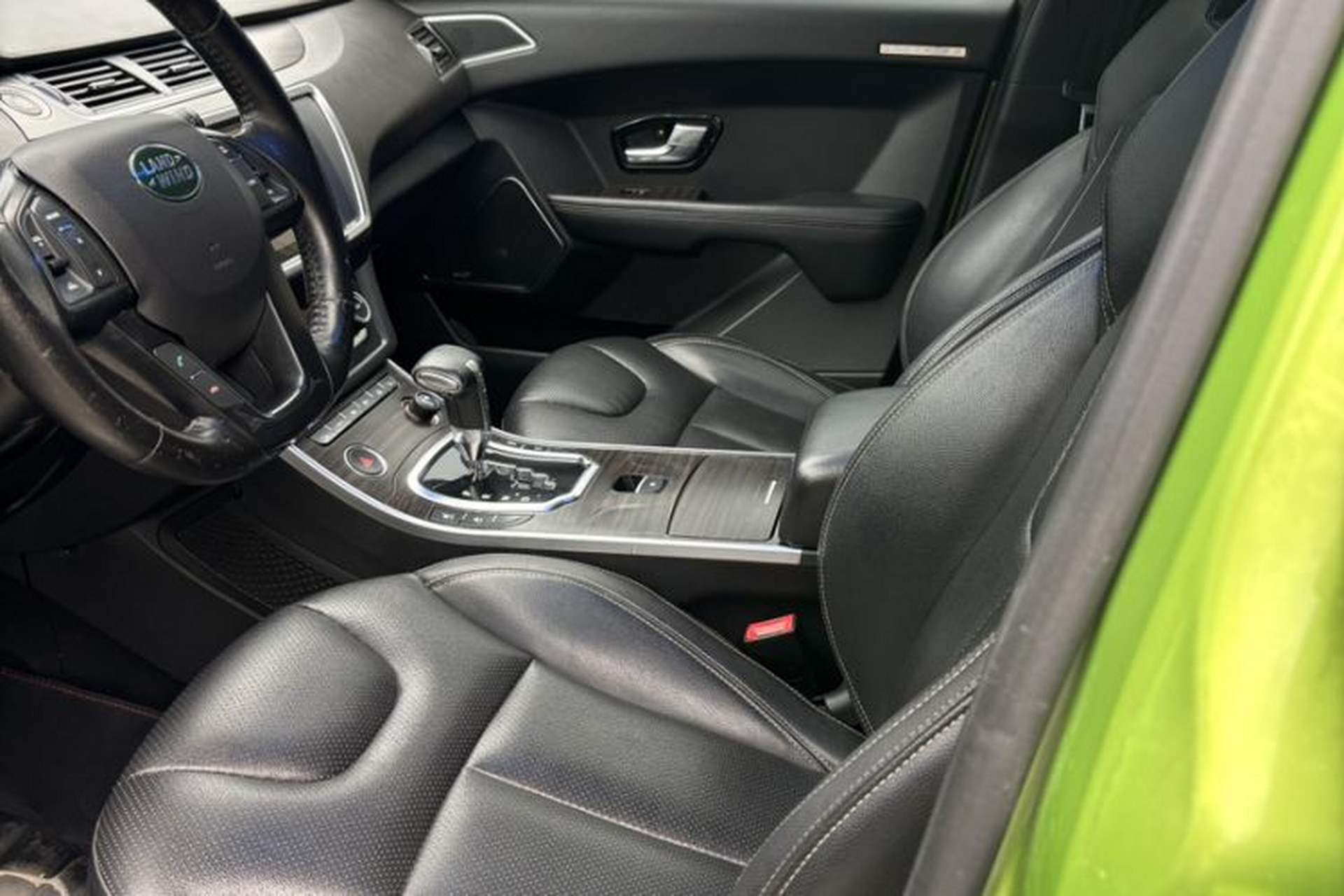 Used Land X7 2015 2.0T Panoramic Flagship Edition Interior 2