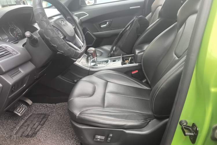 Used Land X7 2015 2.0T Panoramic Prestige Edition Left Front Seat
