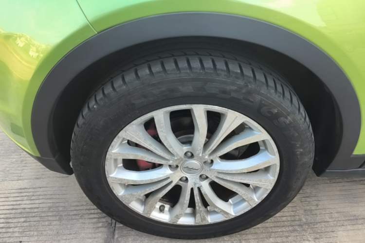 Used Land X7 2015 2.0T Panoramic Flagship Edition Left Front Wheel Hub