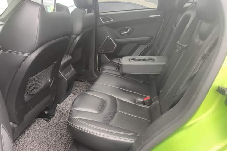 Used Land X7 2015 2.0T Panoramic Prestige Edition Left Rear Seat