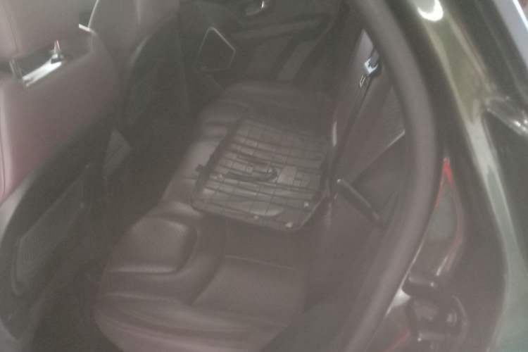Used Land X7 2015 2.0T Panoramic Prestige Edition Left Rear Seat