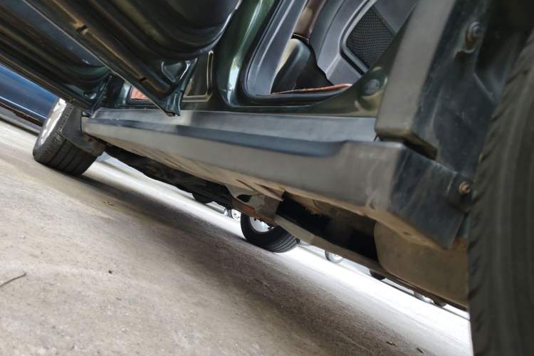 Used Land X7 2015 2.0T Panoramic Prestige Edition Left Side Sill