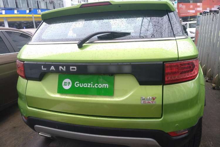 Used Land X7 2015 2.0T Panoramic Prestige Edition Rear