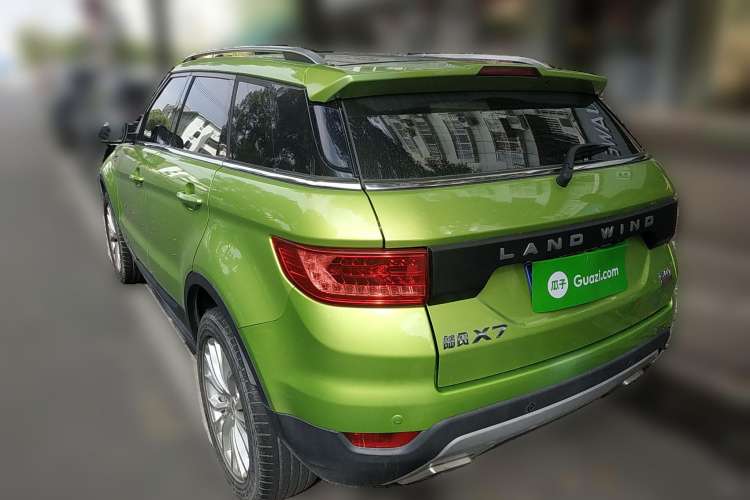 Used Land X7 2015 2.0T Panoramic Flagship Edition Rear Left 45 Deg